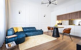 Sky Way Apartment