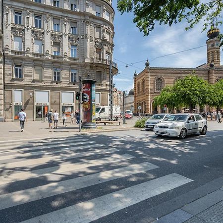 Sky Way Apartment Budapest Esterno foto
